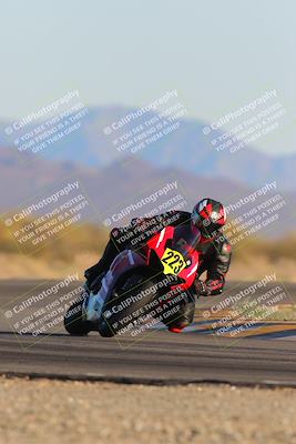 media/Jan-22-2023-CVMA (Sun) [[66d43cdebf]]/Race 17 Amateur Formula Open/